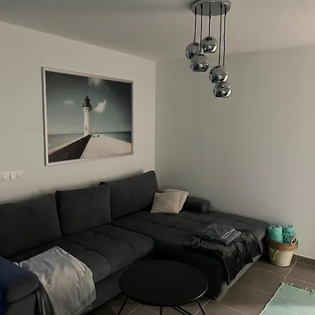 Apartament New In Antibes