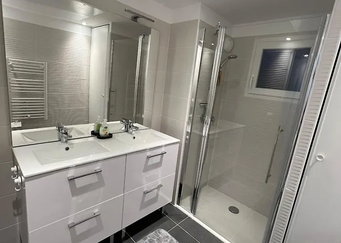 Apartman New In Antibes